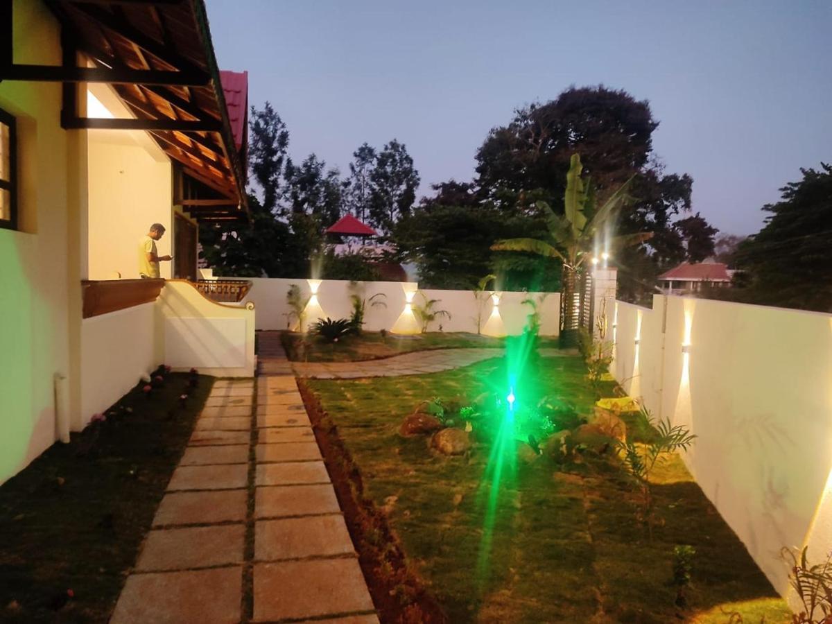 Nandha Illam- The Courtyard Heritage Homestay Yelagiri Exterior foto